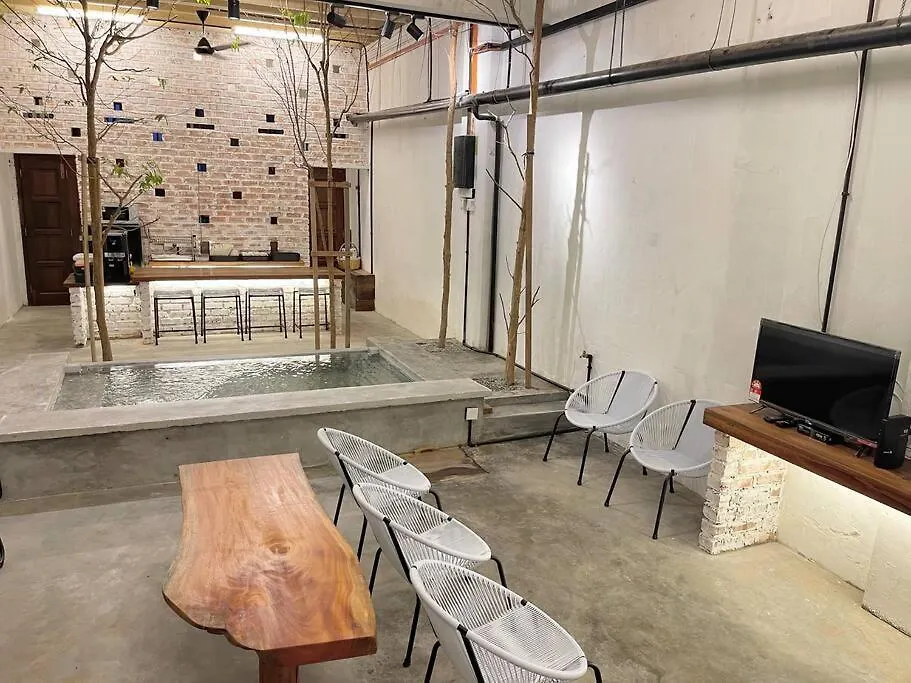 Rimba Tranquerah, Melaka -19Pax Villa Malacca
