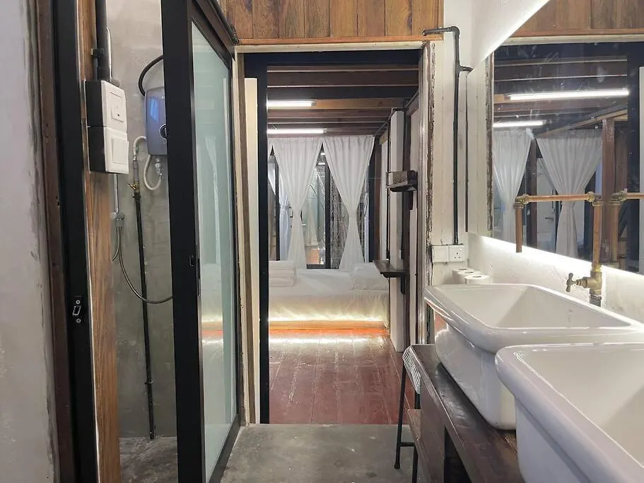 Rimba Tranquerah, Melaka -19Pax Villa