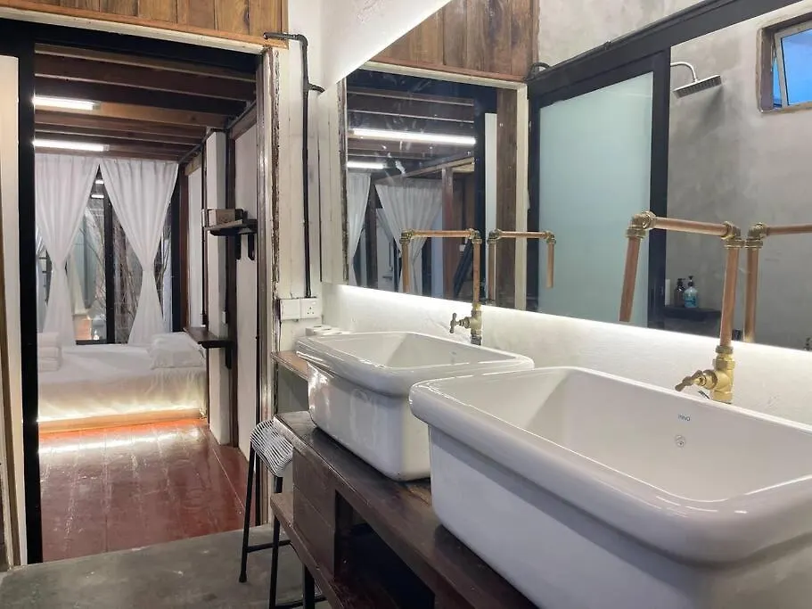 Rimba Tranquerah, Melaka -19Pax Villa Malaysia