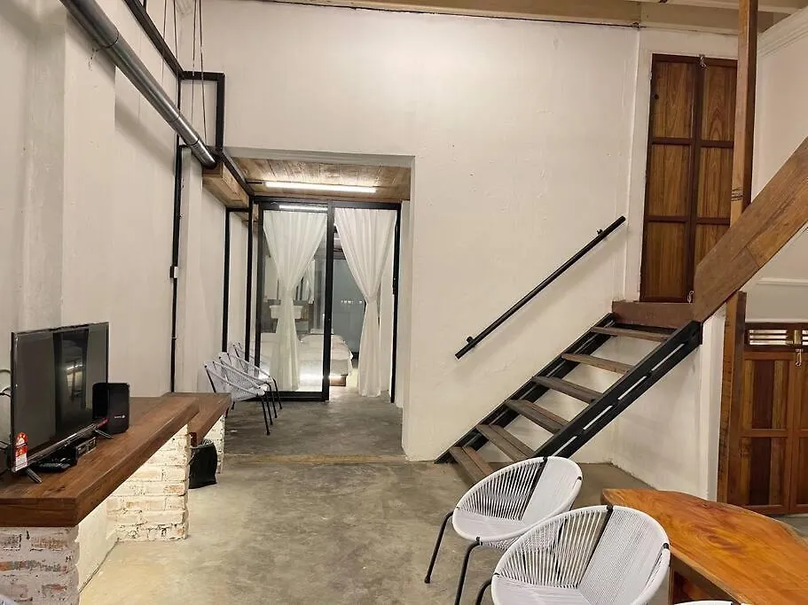 Rimba Tranquerah, Melaka -19Pax Villa