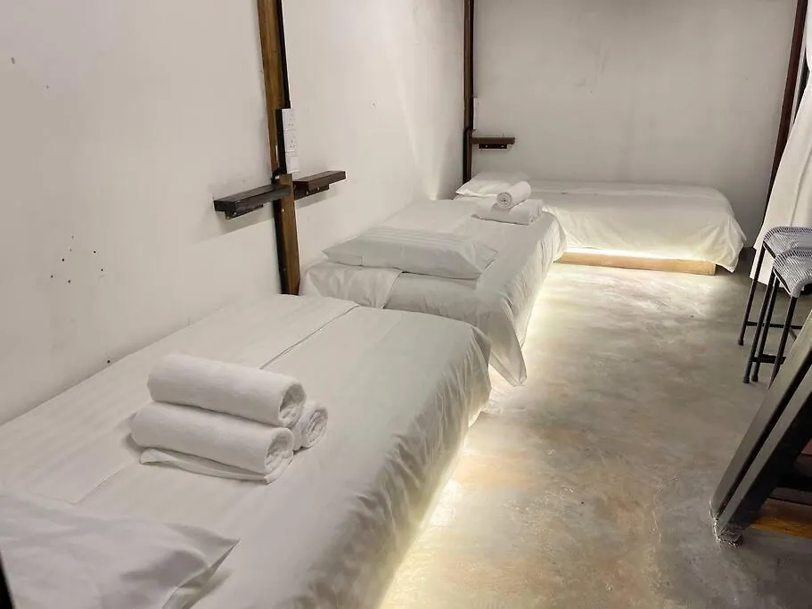 Rimba Tranquerah, Melaka -19Pax Villa